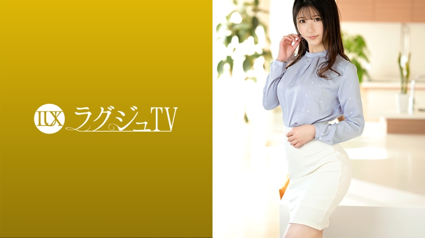 ラグジュTV 1518 可愛らしく清楚感が素敵な美容部員を務めるお姉さんが登場！お酒の雰囲気に少しずつ誘われ、落ち着いた雰囲気とは違う過去の経験談を嬉しそうに話す彼女…。男の愛撫に徐々に隠していたエロい女の一面を見せ、電マで刺激された秘部は敏感度を増し、非日常のセックスによい痴れる！